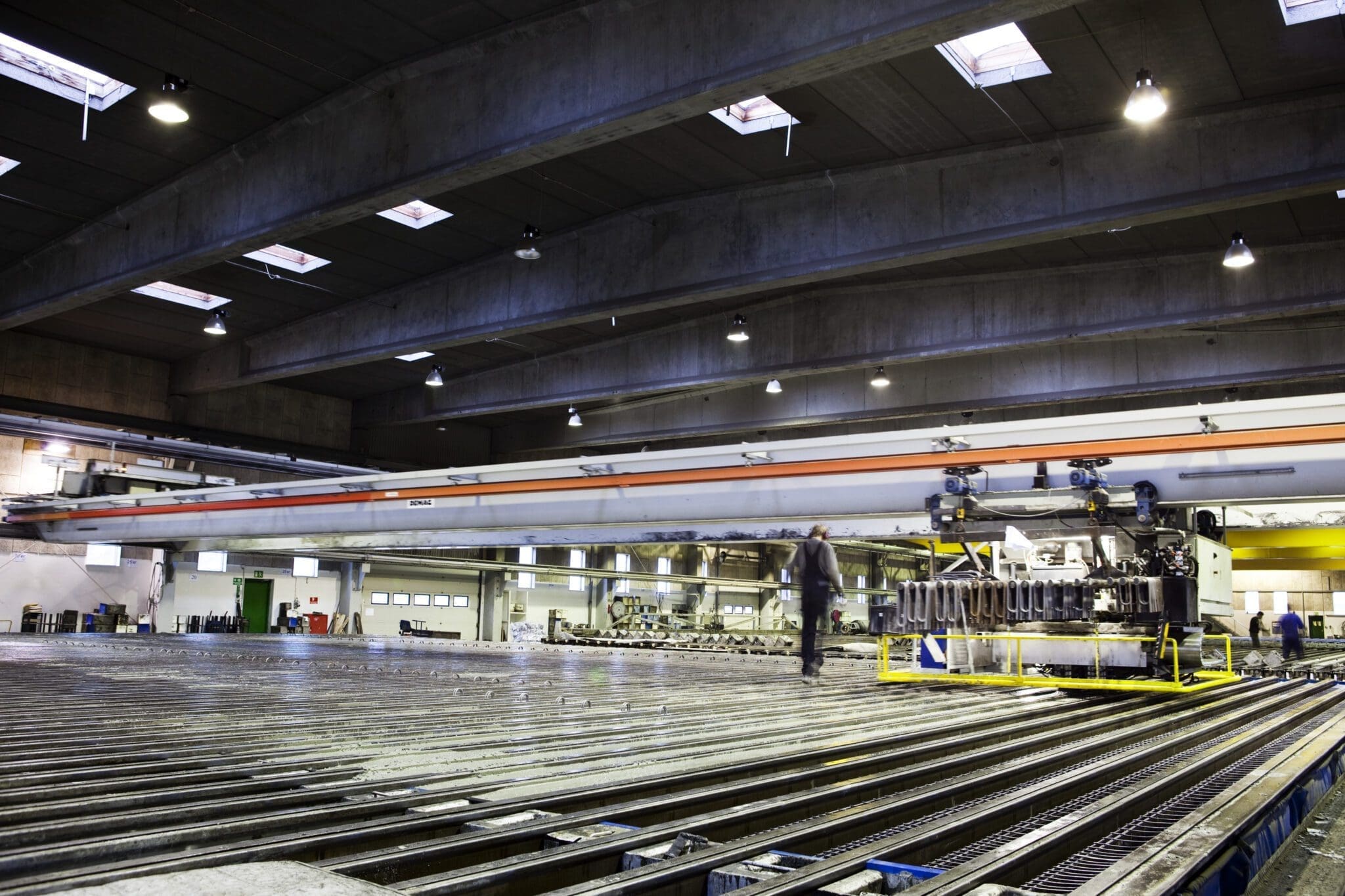 Støbemaskine i støberihallen på Centrum Pæles produktionsfabrik i Vejle