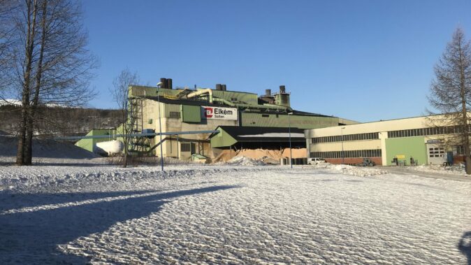 Elkem Salten silicon plant in Straumen, Sørfold, on a sunny winter day